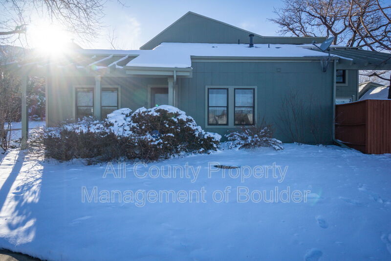 33 Benthaven Pl, Boulder, CO 80305 Townhouse for Rent in Boulder, CO