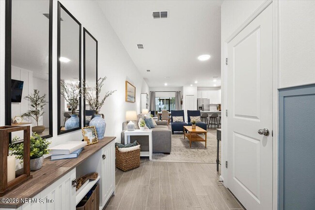 Foto del edificio - 90 Carmella CT