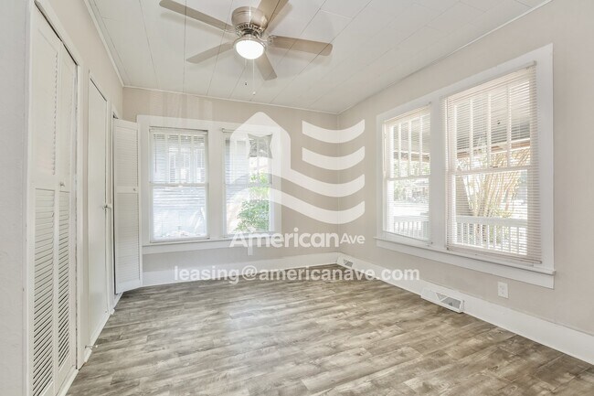 Foto del edificio - 306 E Guilford St