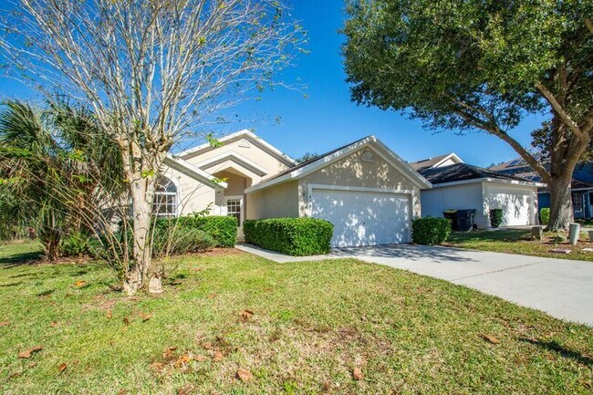 Building Photo - 454 Pine Cone Drive