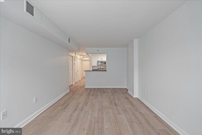 Building Photo - 601 Pennsylvania Ave NW