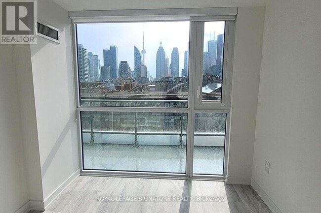 Building Photo - 121 Lower Sherbourne St