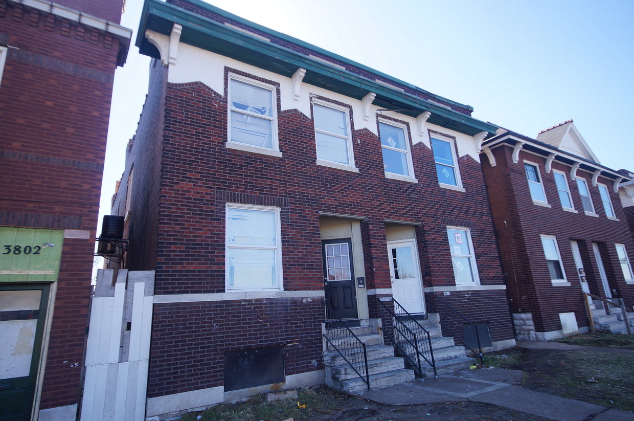 Primary Photo - 3806 Gravois Ave