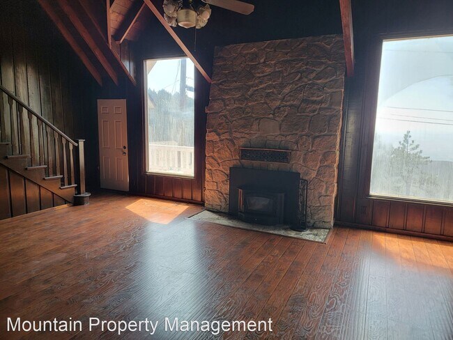 Building Photo - 3 br, 2 bath House - 23379 Crestline Rd