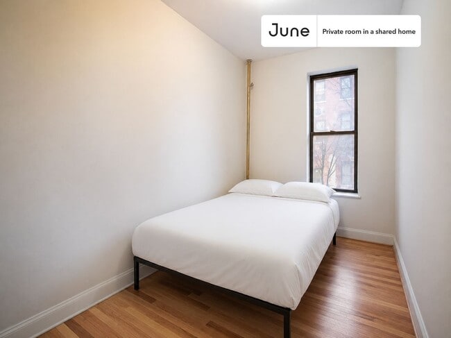 Building Photo - Room in Shared 4 bed/1 bath home in Central Harlem
