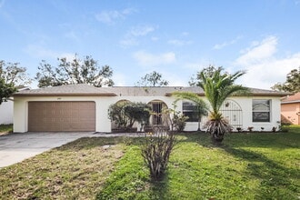 Building Photo - 12560 Illinois Woods Ln
