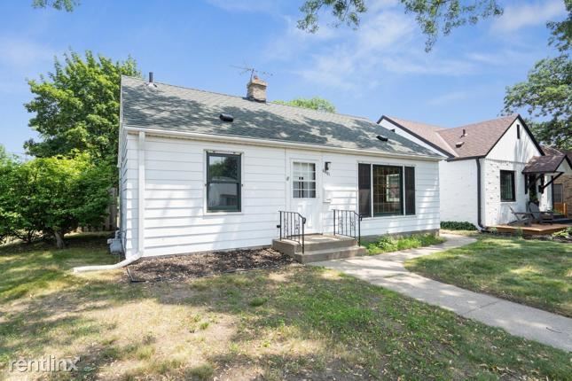 Building Photo - 2 br, 1 bath House - 6801 R Grand Avenue S