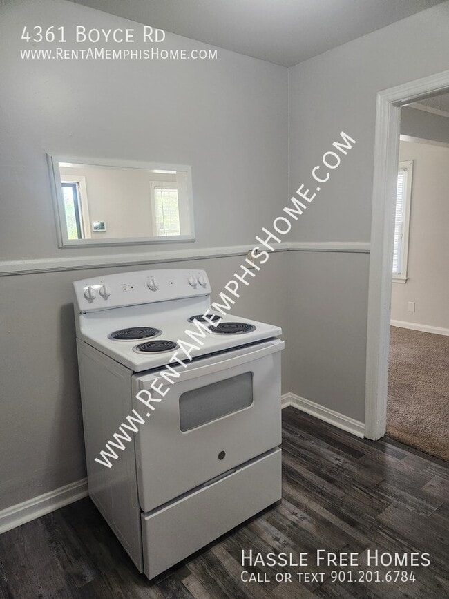 Building Photo - Versatile 3-Bedroom Home with Flexible Liv...