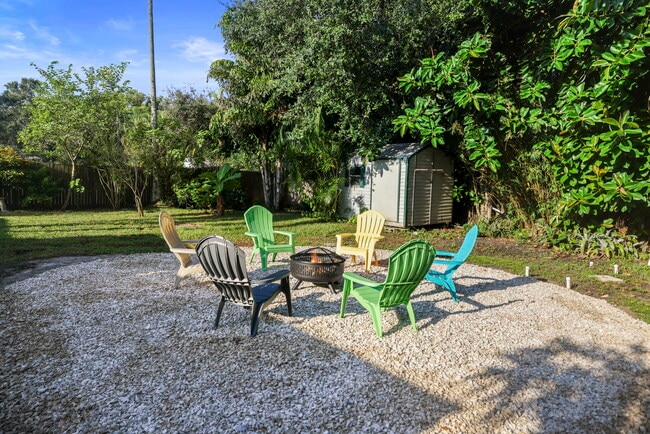 Building Photo - 1582 Bayshore Blvd
