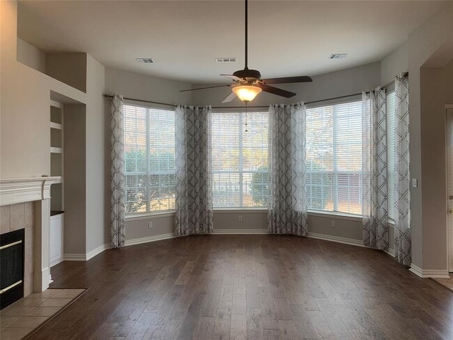 Building Photo - 9499 Blackthorn Trail
