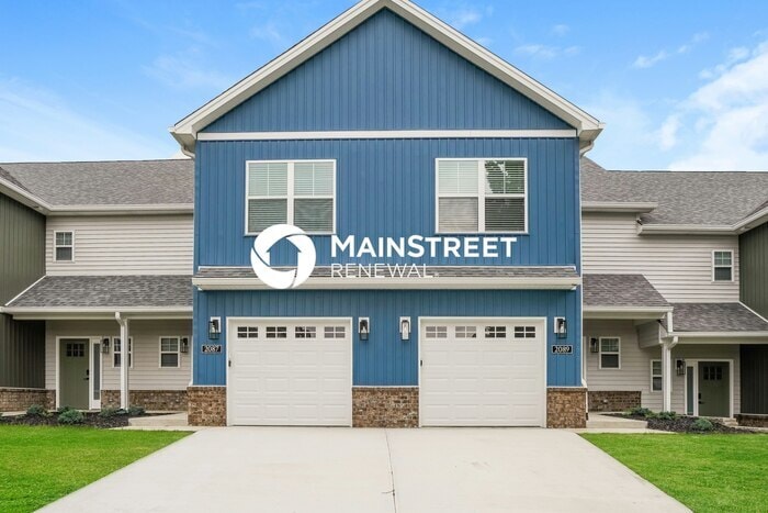 3 Bedroom Pet-Friendly Home in Jeffersonville, IN with Main Street Renewal - 3 Bedroom Pet-Friendly Home in Jeffersonville, IN with Main Street Renewal