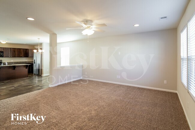 Foto del edificio - 143 Rockingham Way