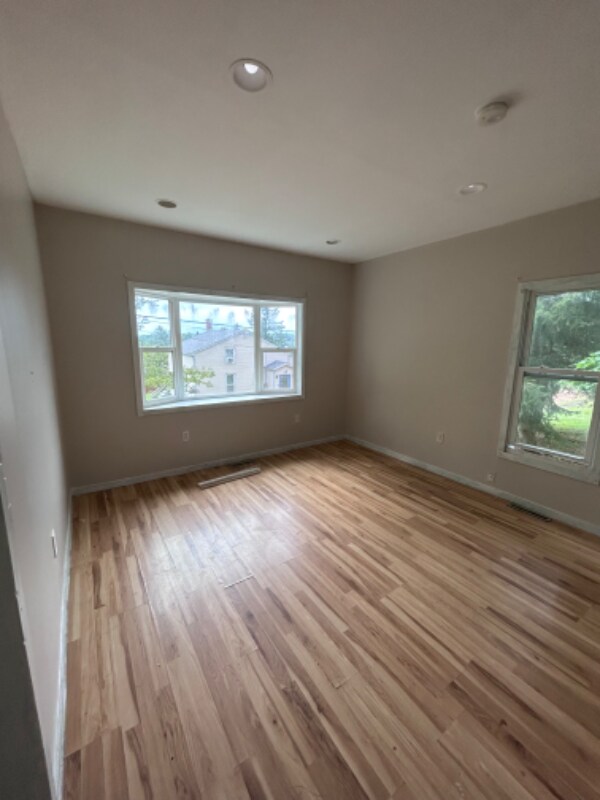 33 Ellicott St, Jamestown, NY 14701 House Rental in Jamestown, NY