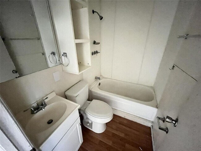 Foto del edificio - 236 Washington Ave