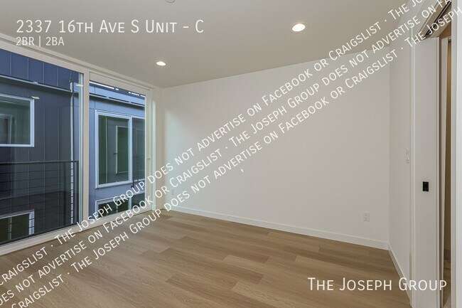 Foto del edificio - 2337 16th Ave S