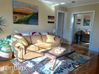 Foto del edificio - 604 Tompkins Ave