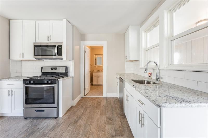 Primary Photo - 139 Hancox Ave
