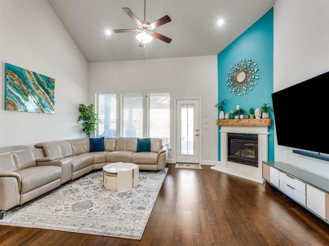 Building Photo - 3253 Lakewood Blfs Trl