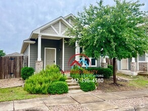 Building Photo - 219 Friendship Oak Dr