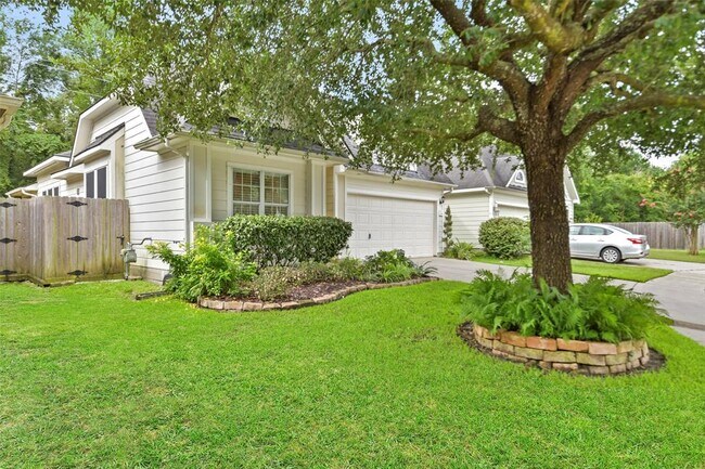 Foto del edificio - 12806 Pecan Shores Dr
