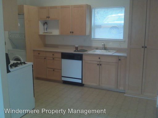 Building Photo - 4020 Byron Ave