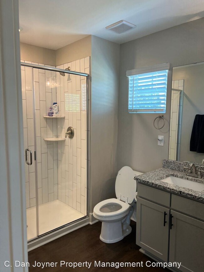 Building Photo - 3 br, 2.5 bath House - 2 Tolar Road