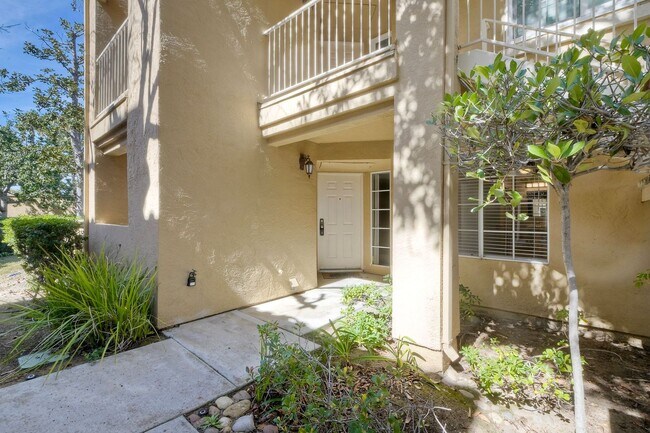 Building Photo - Bright One bedroom, one bath home in Mira Mesa!