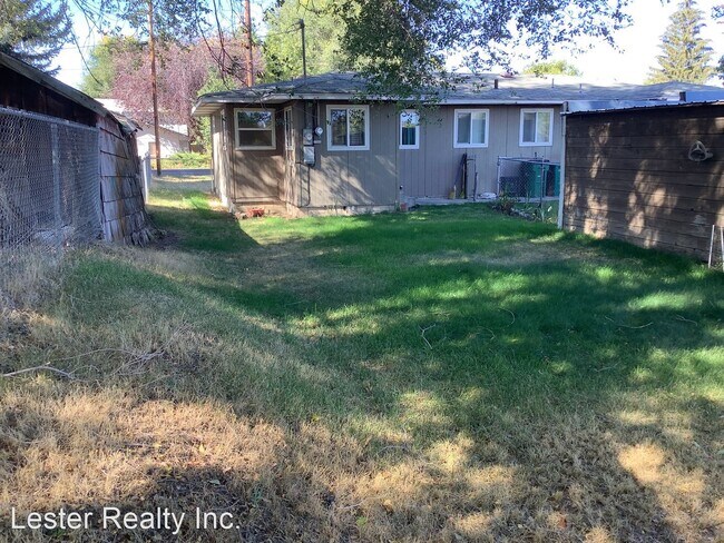 Foto del edificio - 1 br, 1 bath House - 3821 Crest St.