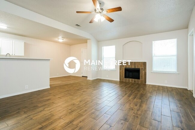 Foto del edificio - 3 Bedroom Pet-Friendly Home in SEAGOVILLE,...