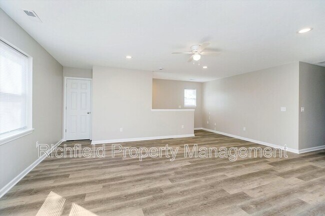 Foto del edificio - 2534 Columbia Ave