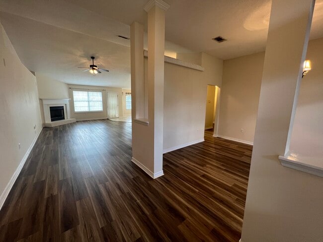 Building Photo - 6024 Appaloosa Way