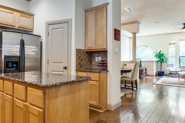 Foto del edificio - 3028 Carmel St