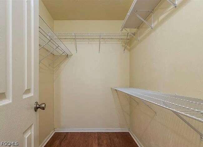 Building Photo - 10505 SW 55 Pl