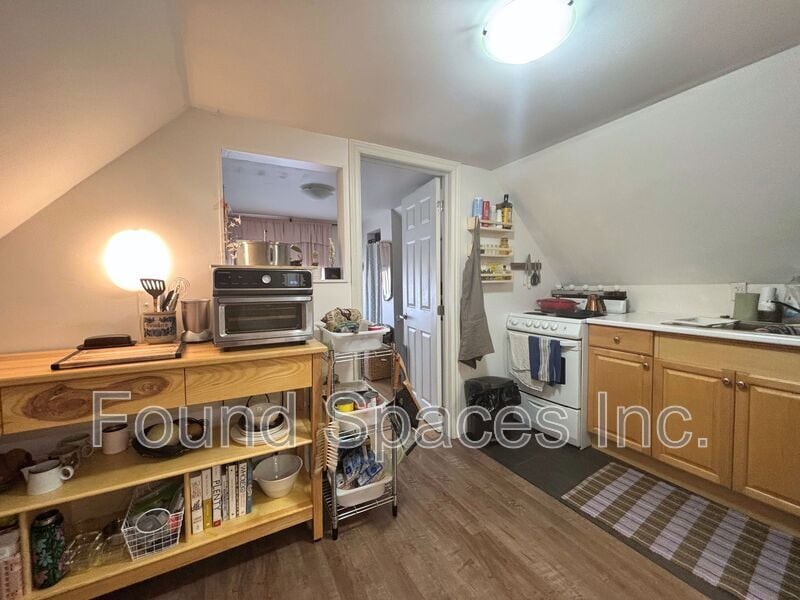 Photo principale - 518 Cannon St E