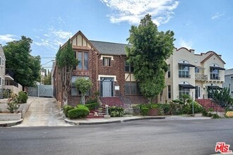 Building Photo - 154 N Edgemont St