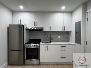 Building Photo - 927 Chestnut St