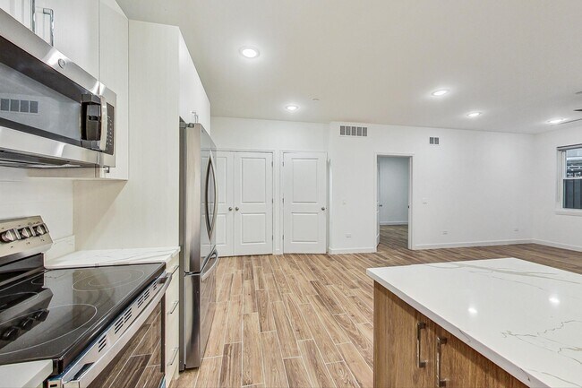 Foto del edificio - 5126 S Kenwood Ave