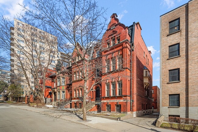 Photo du bâtiment - 3475 Rue Stanley