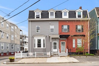 Building Photo - 397 K St