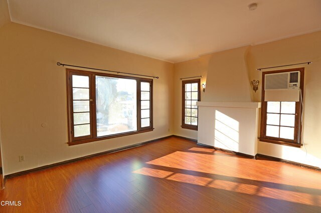 Primary Photo - 122 S Olive Ave