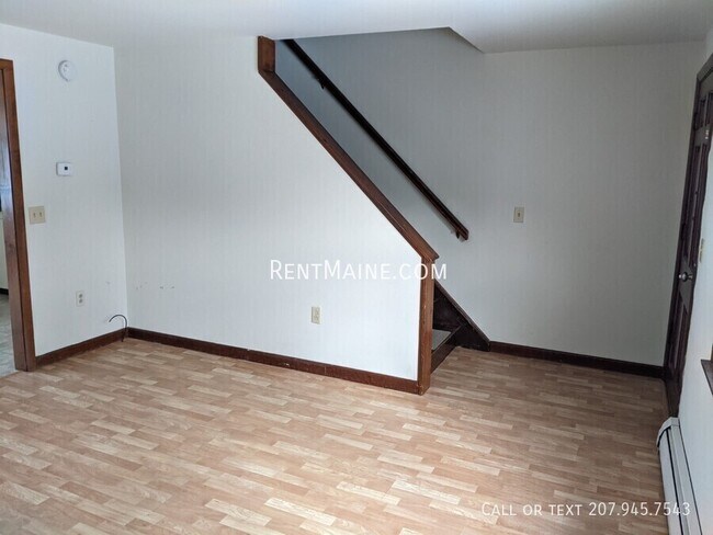 Foto del edificio - 13 Hemlock St