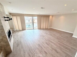 Building Photo - 16377 26th St