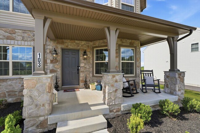 Building Photo - Luxury Modern Farmhouse in Lexington Point | 5 Bedrooms + Finished Basement