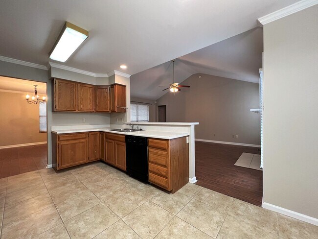 Foto del edificio - 10025 Highgate Cir