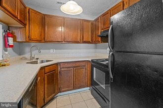 Building Photo - 5217A Aberdeen Dr