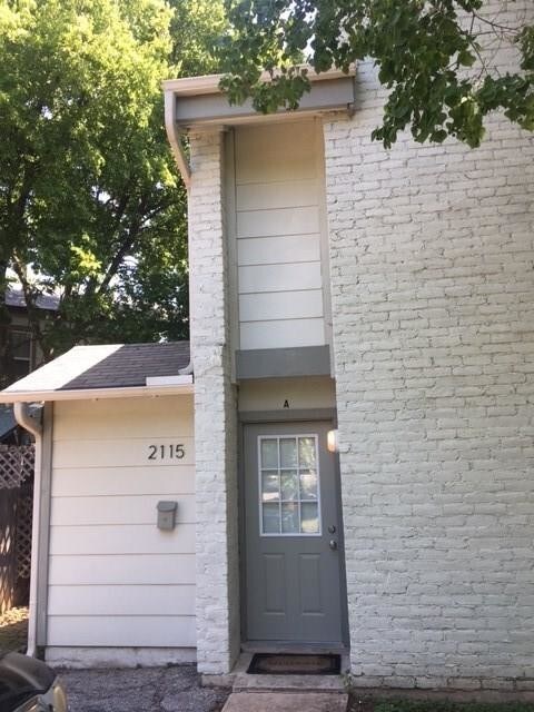 Primary Photo - 2115 Oxford Ave