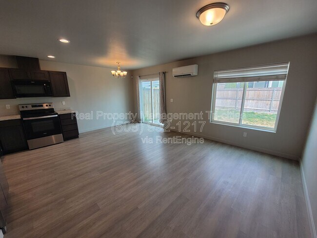 Foto del edificio - 413 Whitefish Ln
