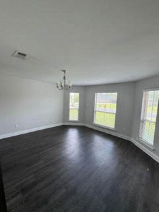 Building Photo - 18194 Tiffany Renee Dr