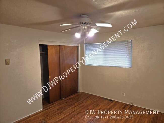 Building Photo - 1627 Martha St