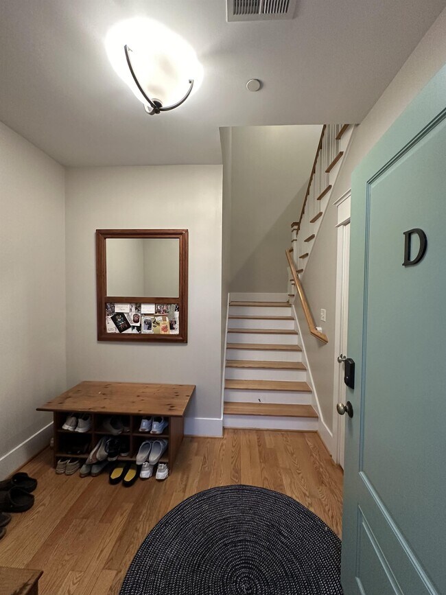 Foto del edificio - 4635 Pleasant Ave